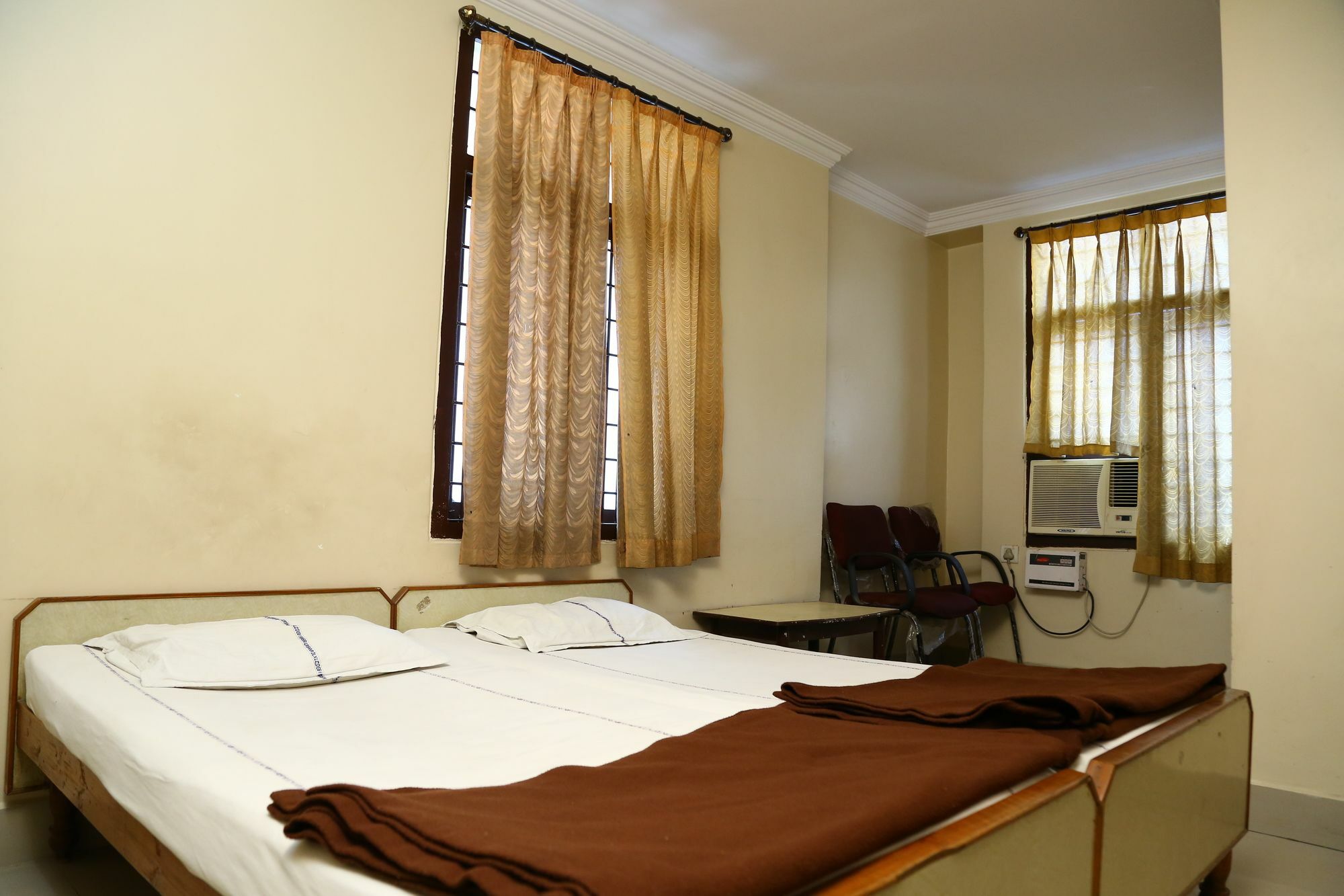 Sri Sai Krishna Deluxe Lodge Hyderabad Exterior foto